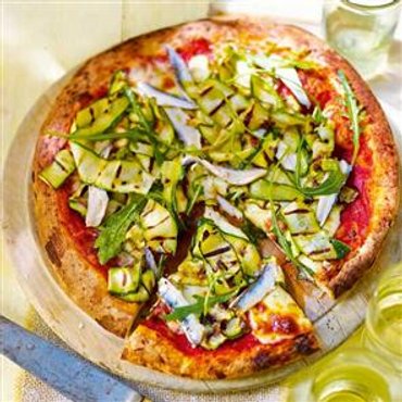 Courgette, marinated anchovy and rocket pizza recipe