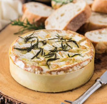 Baked Camembert With Garlic & Rosemary
